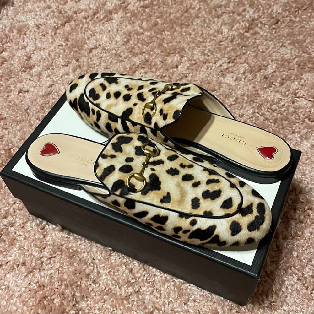Gucci leopard calfskin mules